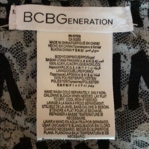 BCBG Reversible Infinity Scarf - Picture 5 of 5